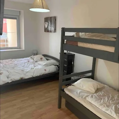 Appartement Magnifique T3 Avec Balcon Vue Montagne , Plein Centre Et Proche Du